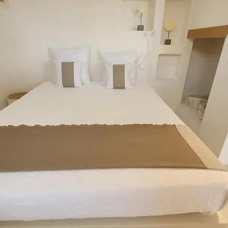 Casa Mirella 法维尼亚纳
