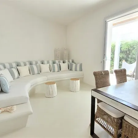 Casa Mirella * 法维尼亚纳