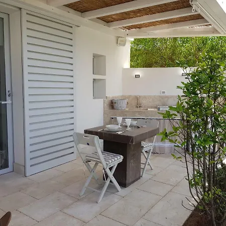 Casa Mirella 公寓