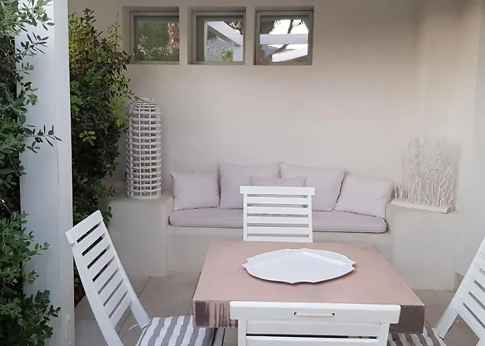 Casa Mirella Апартаменты *