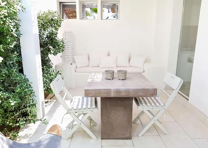 Casa Mirella Апартаменты *