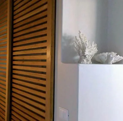 Casa Mirella Апартаменты *